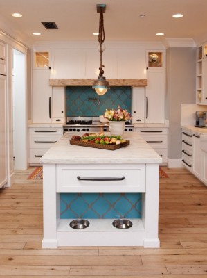 KITCHEN ISLAND FEEDING NOOK2